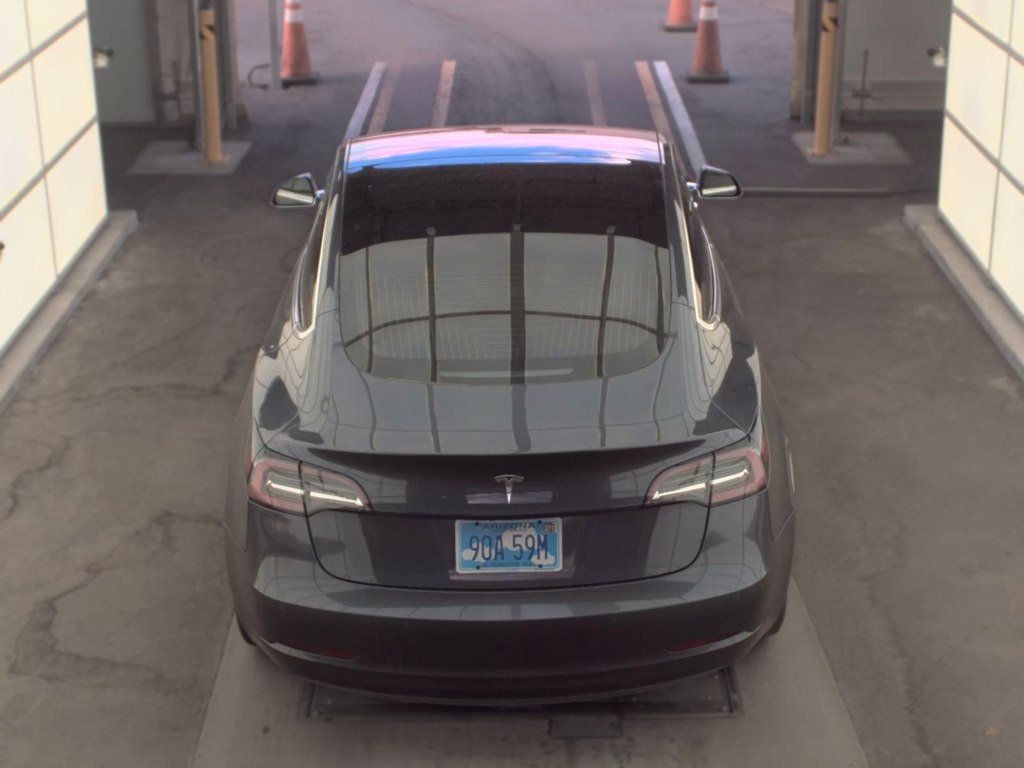 2018 Tesla Model 3 Long Range Battery RWD - 23098173 - 4
