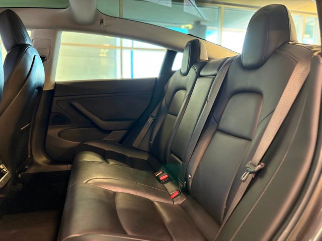 2018 Tesla Model 3 Long Range Battery RWD - 22938082 - 21