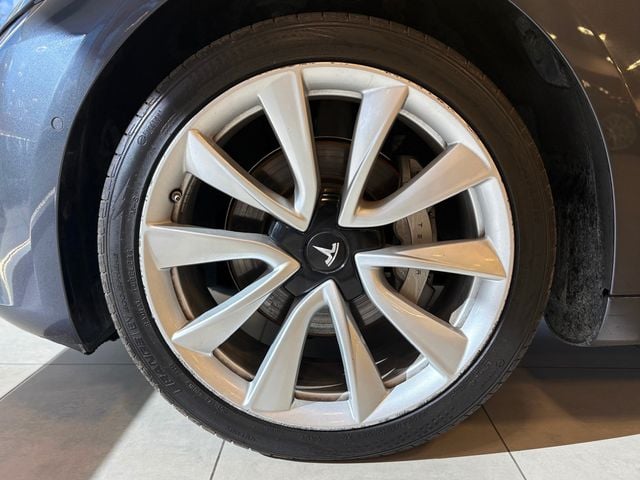 2018 Tesla Model 3 Long Range Battery RWD - 22938082 - 38