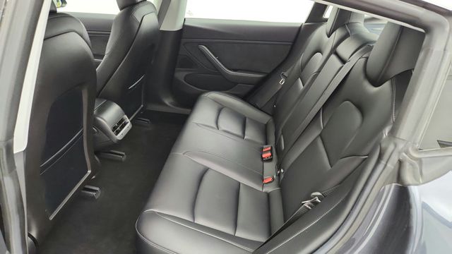 2018 Tesla Model 3 Long Range Battery RWD - 22947434 - 9