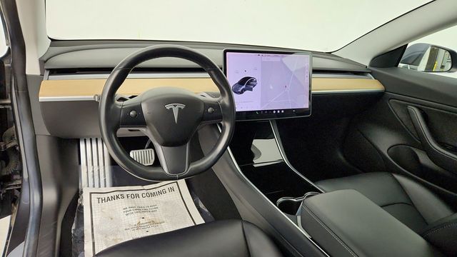 2018 Tesla Model 3 Long Range Battery RWD - 22947434 - 16