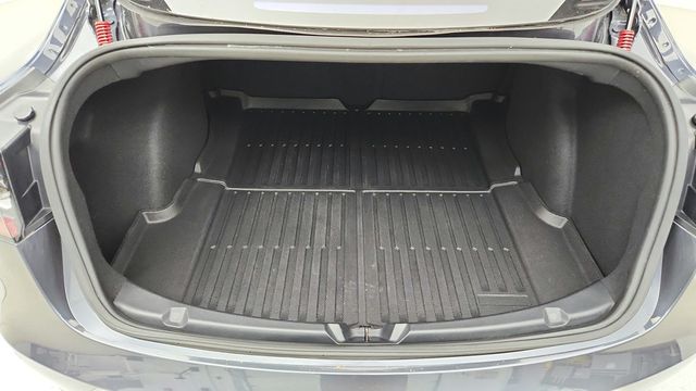 2018 Tesla Model 3 Long Range Battery RWD - 22947434 - 27