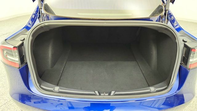 2018 Tesla Model 3 Long Range Battery RWD w/ 19'' Wheels & Premium Connectivity - 23010751 - 24
