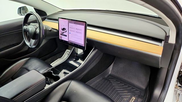 2018 Tesla Model 3 Long Range Battery RWD w/ 19'' Wheels, Traffic-Aware Cruise Ctrl - 23027968 - 26
