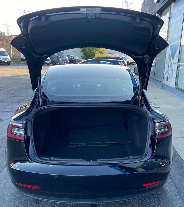 2018 Tesla Model 3 Mid Range Battery RWD - 22585532 - 29