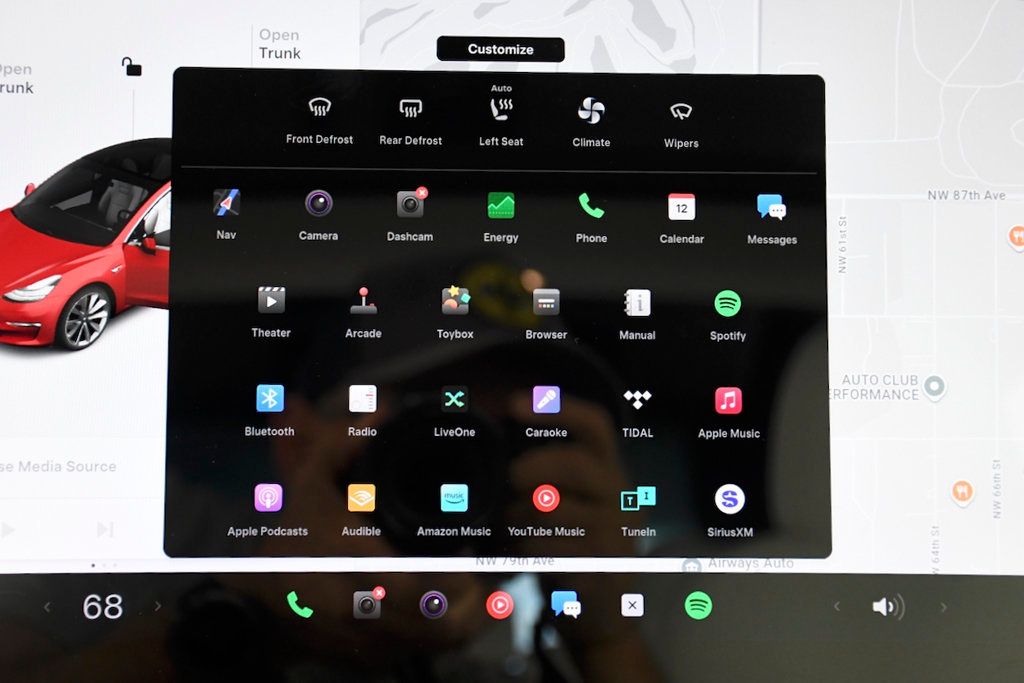 2018 Tesla Model 3 Mid Range Battery RWD - 22985639 - 27