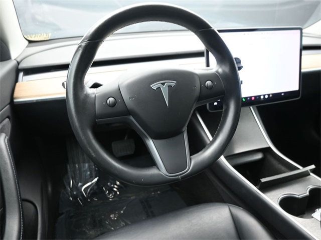 2018 Tesla Model 3 Mid Range Battery RWD - 22965898 - 19