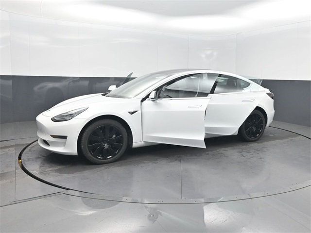 2018 Tesla Model 3 Mid Range Battery RWD - 22965898 - 32