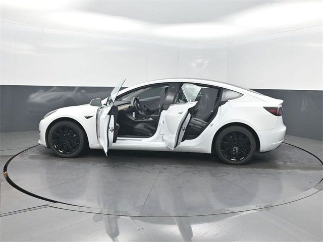 2018 Tesla Model 3 Mid Range Battery RWD - 22965898 - 35