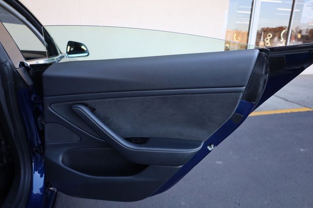 2018 Tesla Model 3 Mid Range Battery RWD - 22969271 - 21