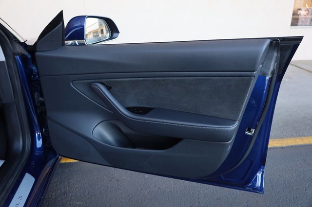 2018 Tesla Model 3 Mid Range Battery RWD - 22969271 - 24