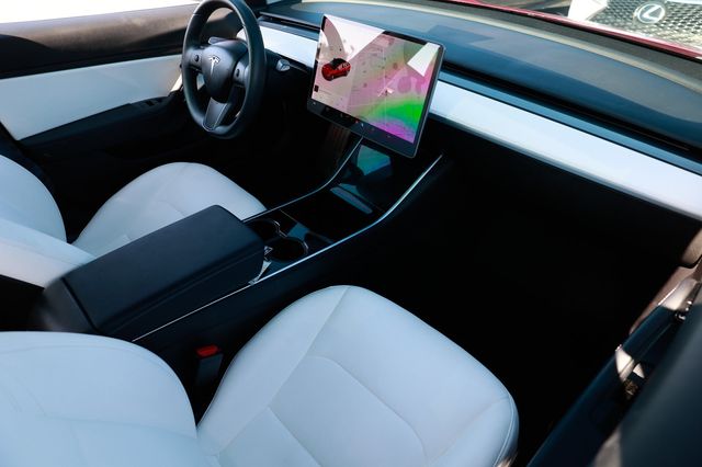 2018 Tesla Model 3 Mid Range Battery RWD - 22945658 - 17