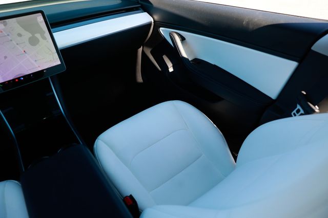 2018 Tesla Model 3 Mid Range Battery RWD - 22945658 - 22