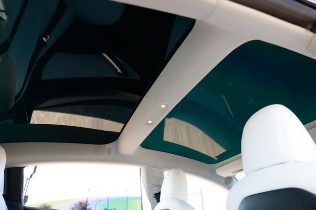 2018 Tesla Model 3 Mid Range Battery RWD - 22945658 - 23