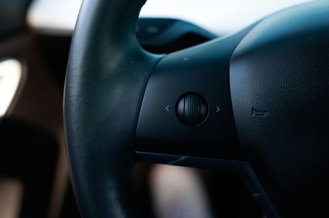 2018 Tesla Model 3 Mid Range Battery RWD - 22945658 - 27