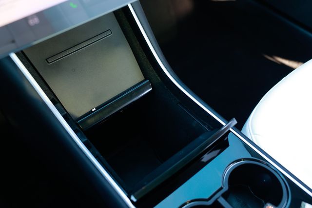 2018 Tesla Model 3 Mid Range Battery RWD - 22945658 - 39