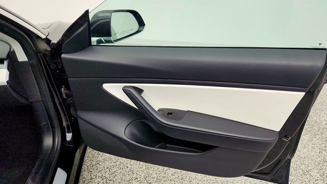 2018 Tesla Model 3 Mid Range Battery RWD - 23005654 - 28