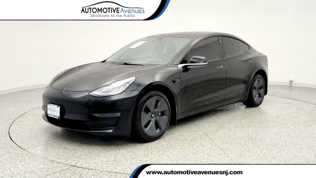2018 Tesla Model 3 Mid Range Battery RWD w/ Panoramic Glass Roof & 15'' Touchscreen - 22999103 | Video 1