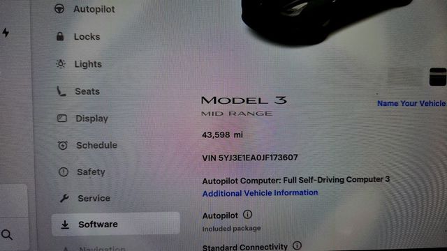 2018 Tesla Model 3 Mid Range Battery RWD w/ Panoramic Glass Roof & 15'' Touchscreen - 22999103 - 12