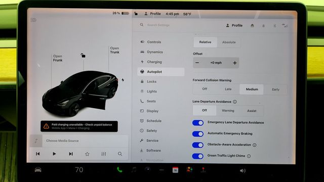 2018 Tesla Model 3 Mid Range Battery RWD w/ Panoramic Glass Roof & 15'' Touchscreen - 22999103 - 18