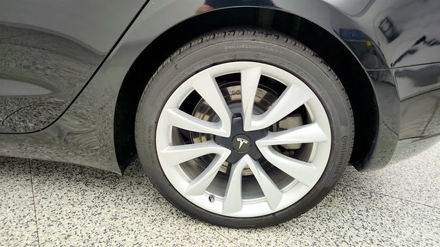 2018 Tesla Model 3 Mid Range Battery w/ 19'' Sport Wheels & White/Black Premium Int - 23005654 - 8