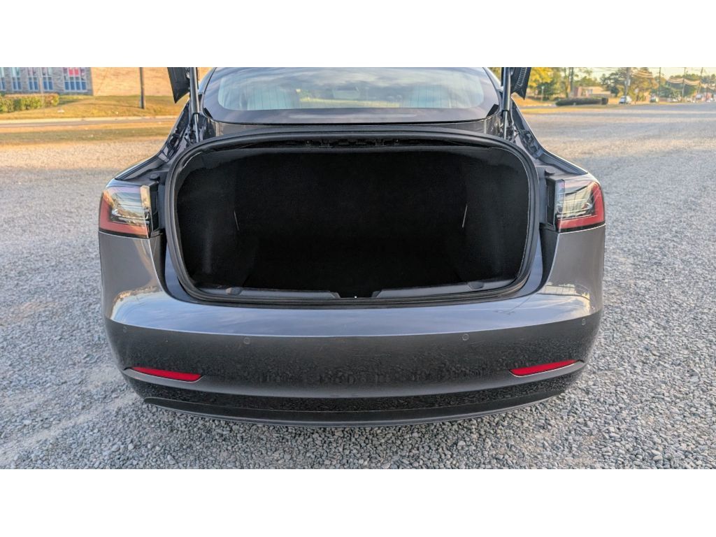 2018 Tesla Model 3 Performance photo 13