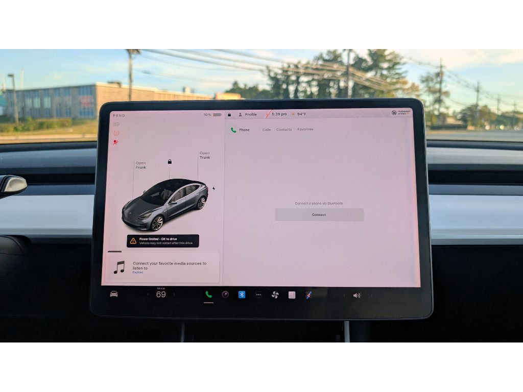 2018 Tesla Model 3 Performance photo 21
