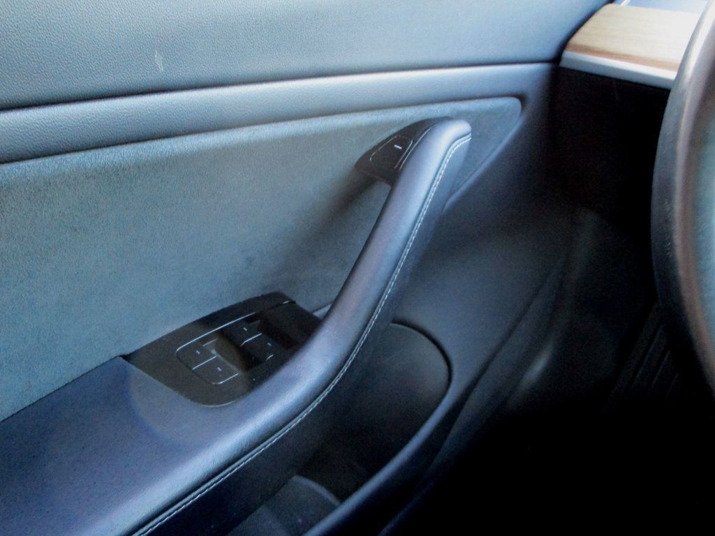 2018 Tesla Model 3 Performance AWD - 23097661 - 34
