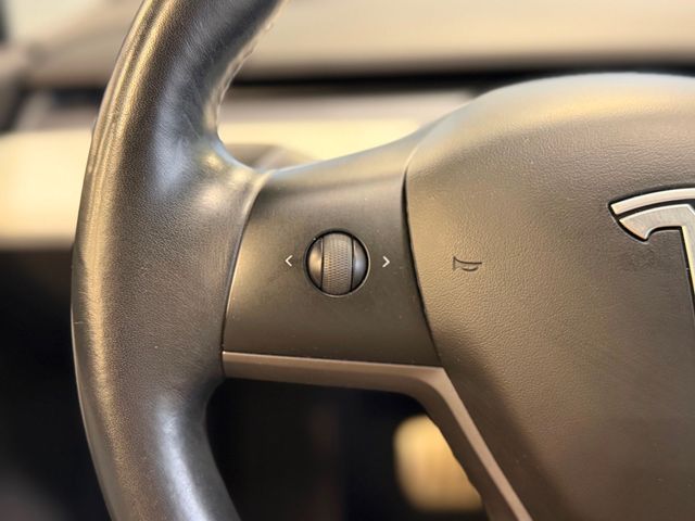 2018 Tesla Model 3 Performance AWD - 23006472 - 22