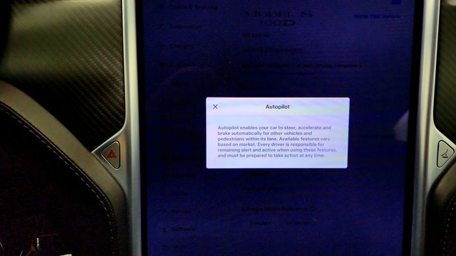 2018 Tesla Model S 100D AWD w/ Premium Connectivity - 23011412 - 15