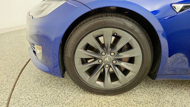 2018 Tesla Model S 100D AWD w/ Premium Connectivity - 23011412 - 8