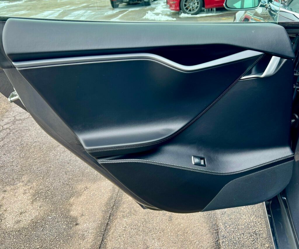 2018 Tesla Model S 75D AWD - 22998437 - 15