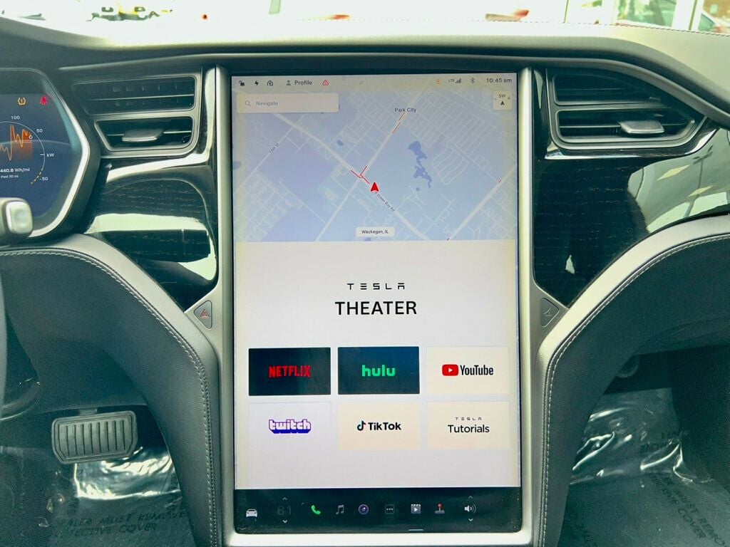 2018 Tesla Model S 75D AWD - 22998437 - 25