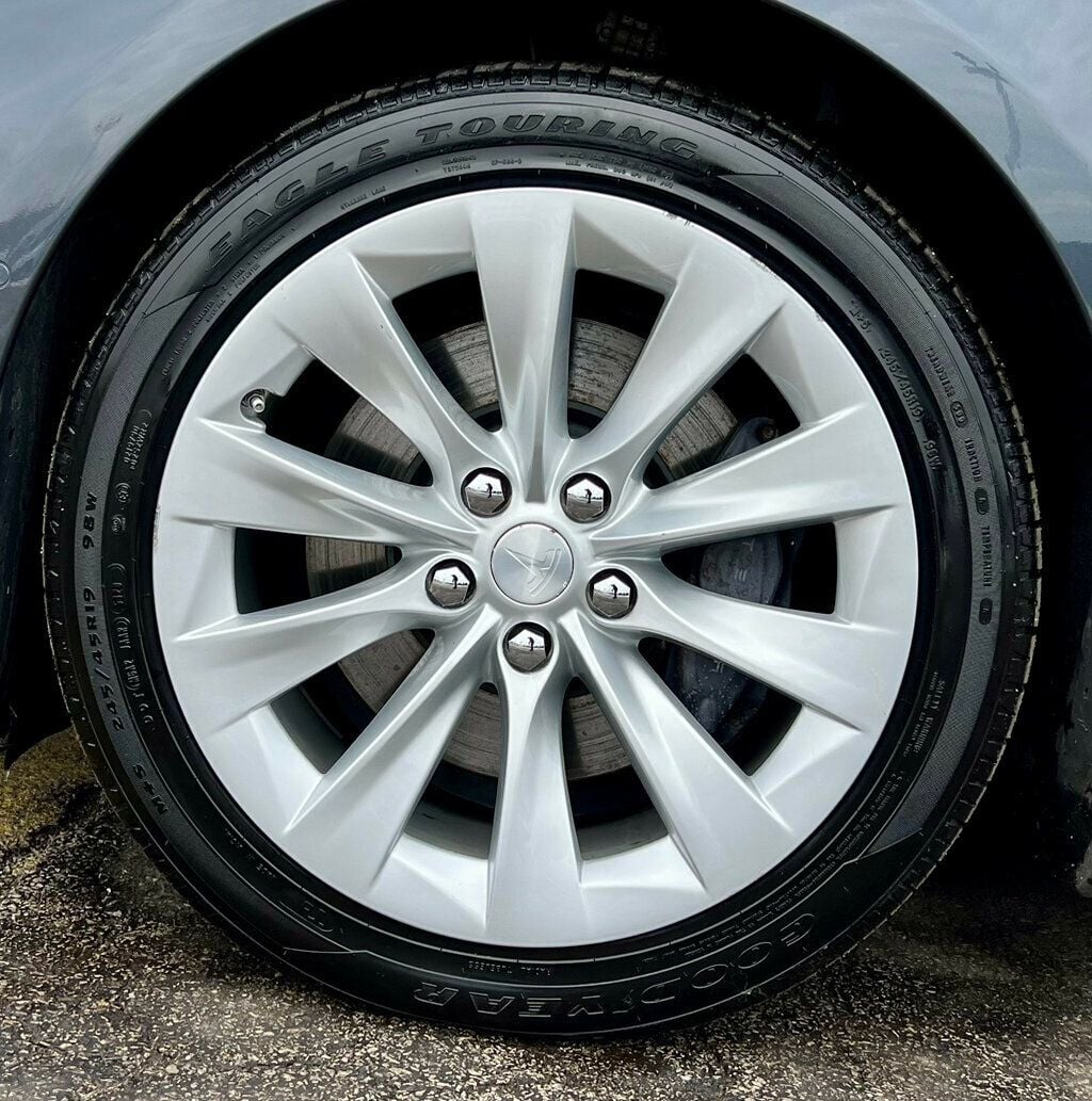 2018 Tesla Model S 75D AWD - 22998437 - 28
