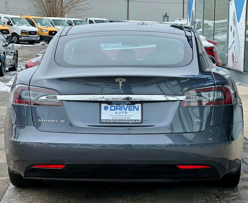2018 Tesla Model S 75D AWD - 22998437 - 33