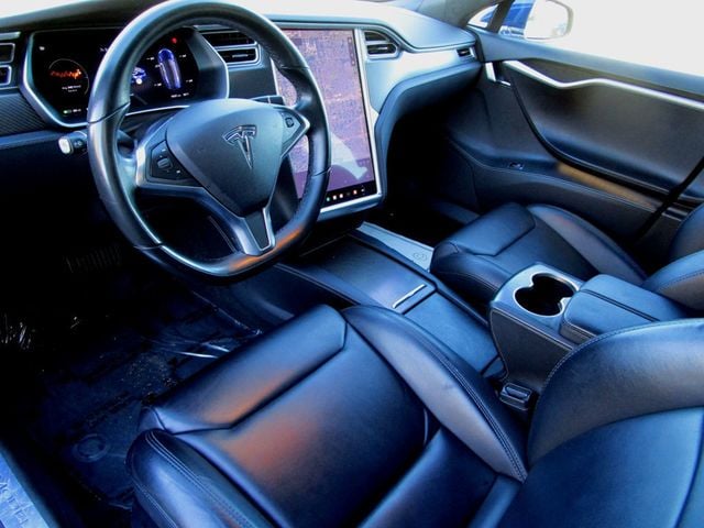 2018 Tesla Model S 75D photo 13