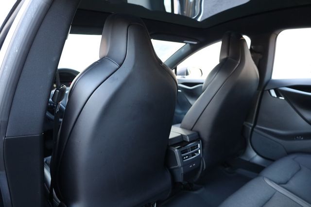 2018 Tesla Model S 75D AWD - 22972618 - 17