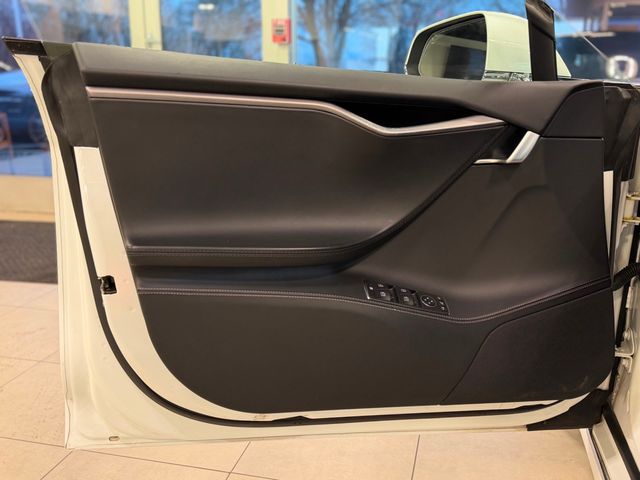 2018 Tesla Model S 75D AWD - 23007489 - 18
