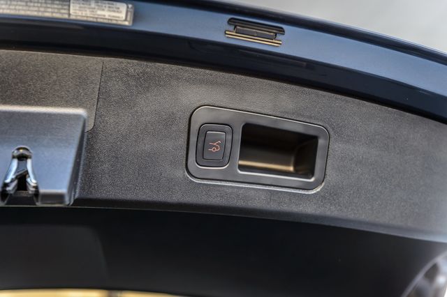 2018 Tesla Model S MODEL S P100D - GRAY ON BLACK - VENTED SEATS - PANO ROOF-MUSTSEE - 23084022 - 11