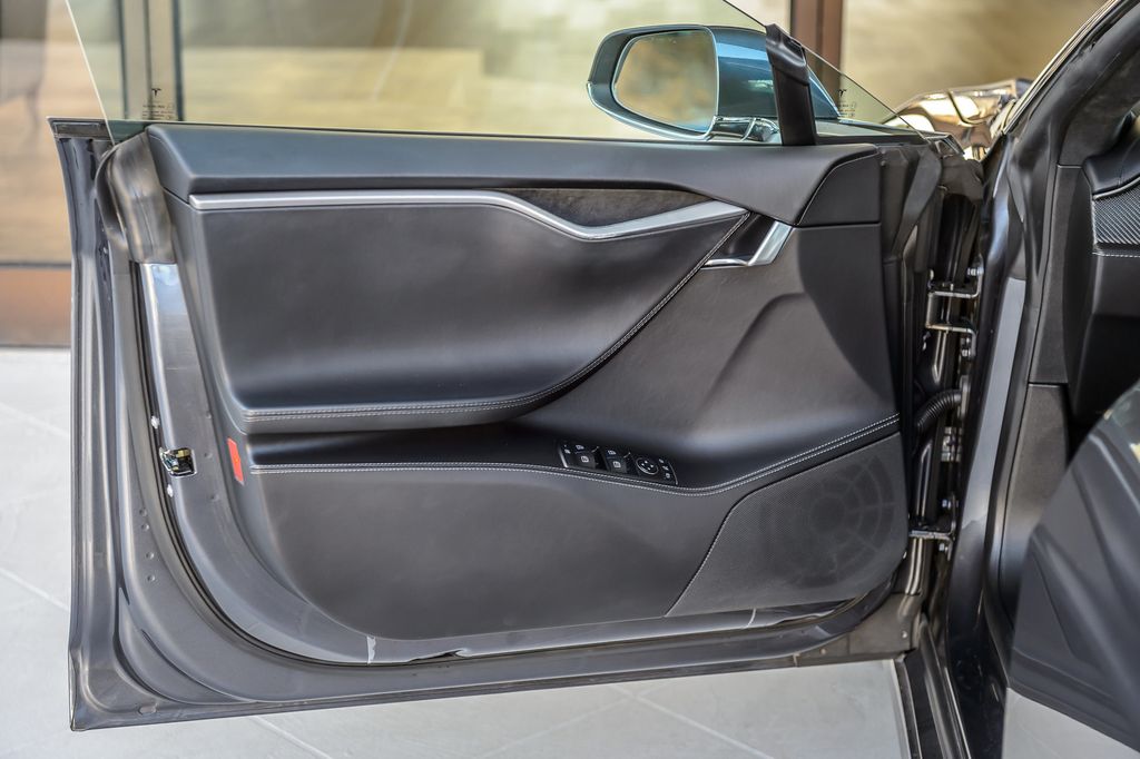 2018 Tesla Model S MODEL S P100D - GRAY ON BLACK - VENTED SEATS - PANO ROOF-MUSTSEE - 23084022 - 43