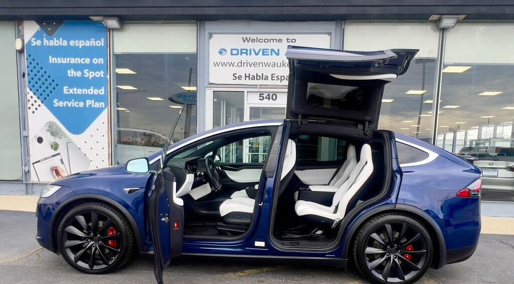 2018 Tesla Model X 100D AWD - 22646745 - 15