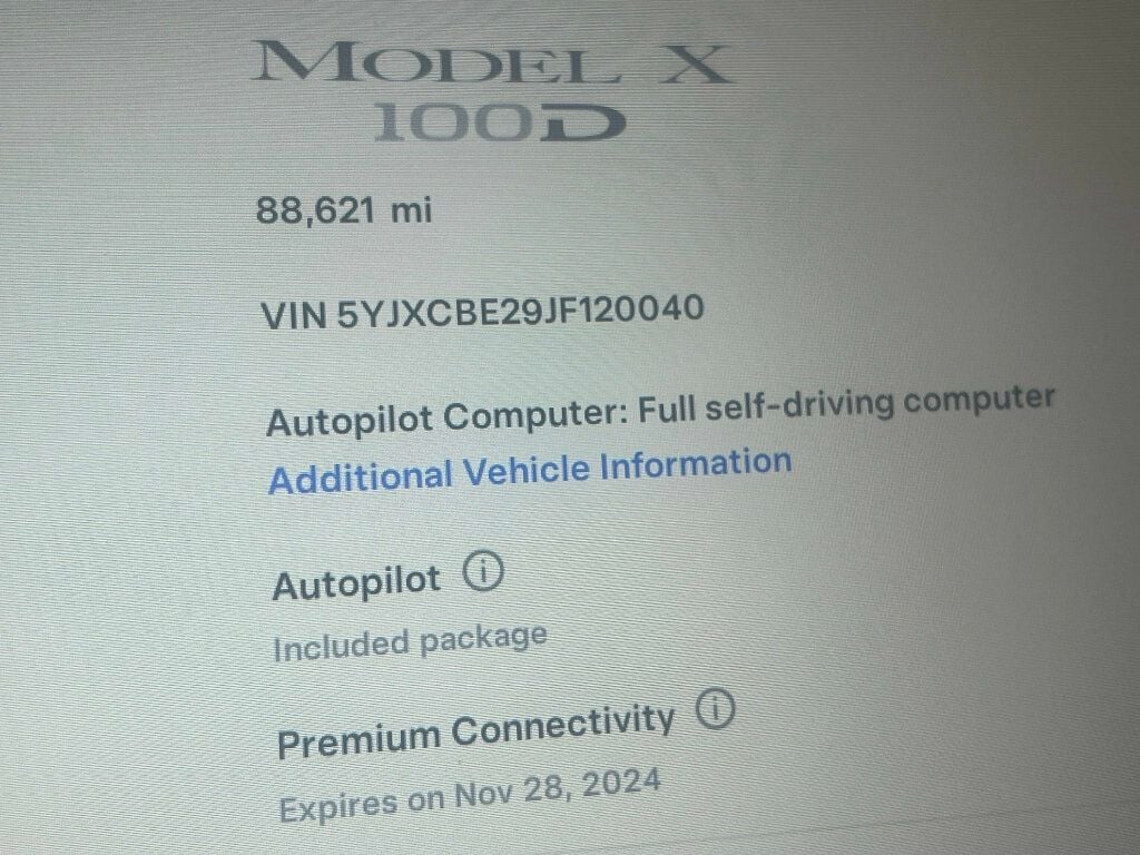 2018 Tesla Model X 100D AWD - 22646745 - 25