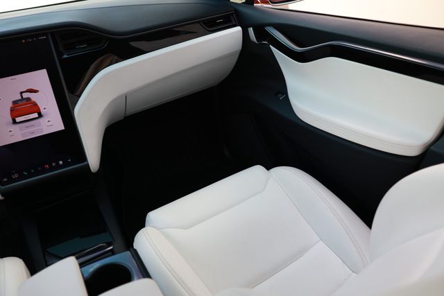 2018 Tesla Model X 100D AWD - 23044097 - 24