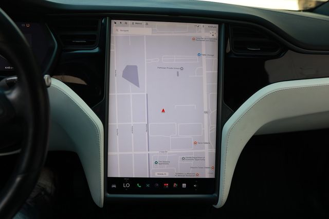 2018 Tesla Model X 100D AWD - 23044097 - 37