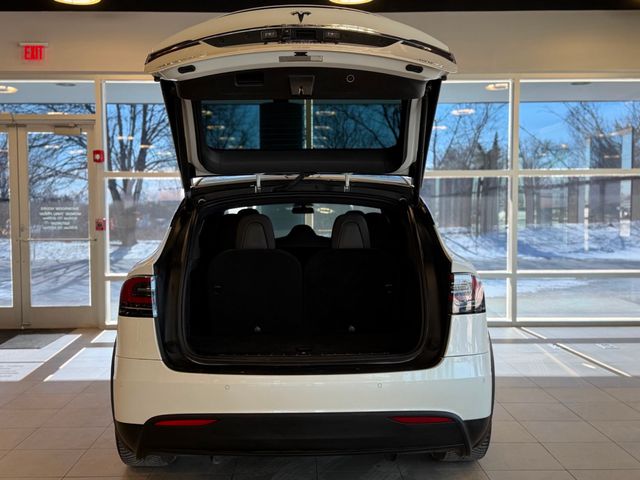 2018 Tesla Model X 100D AWD - 22977765 - 36