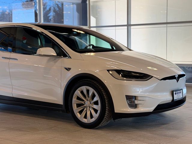 2018 Tesla Model X 100D AWD - 22977765 - 4