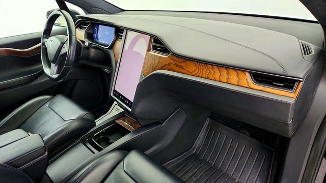 2018 Tesla Model X 100D AWD - 22961328 - 32