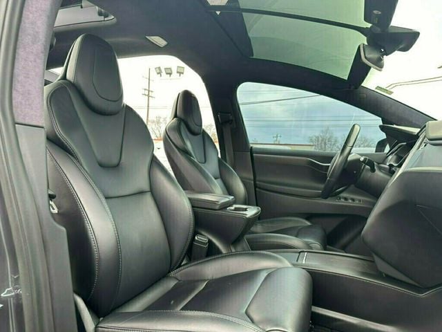 2018 Tesla Model X 100D AWD - 21916539 - 16