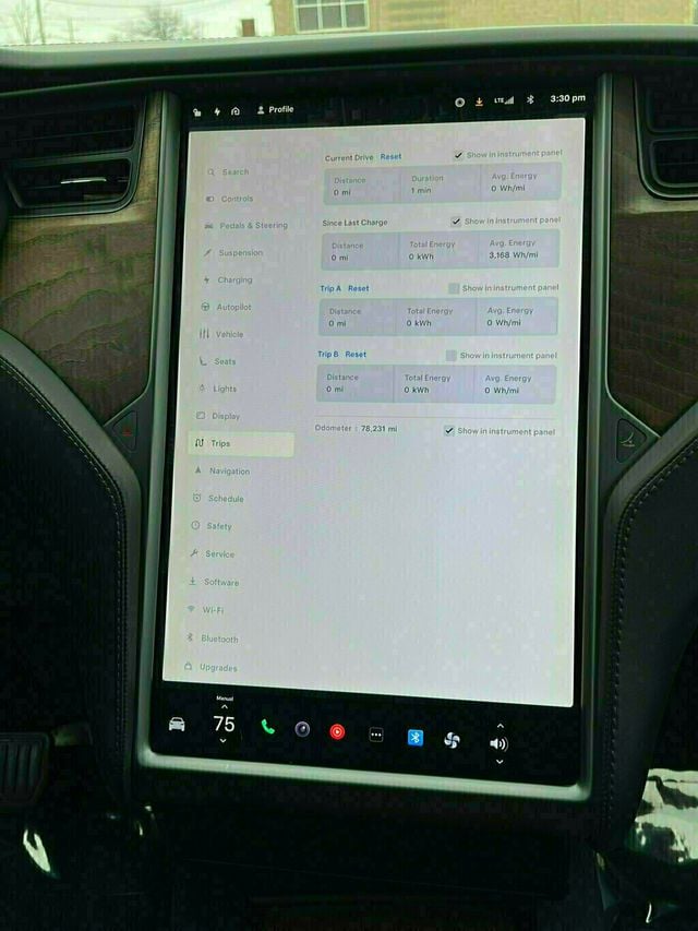 2018 Tesla Model X 100D AWD - 22763267 - 43