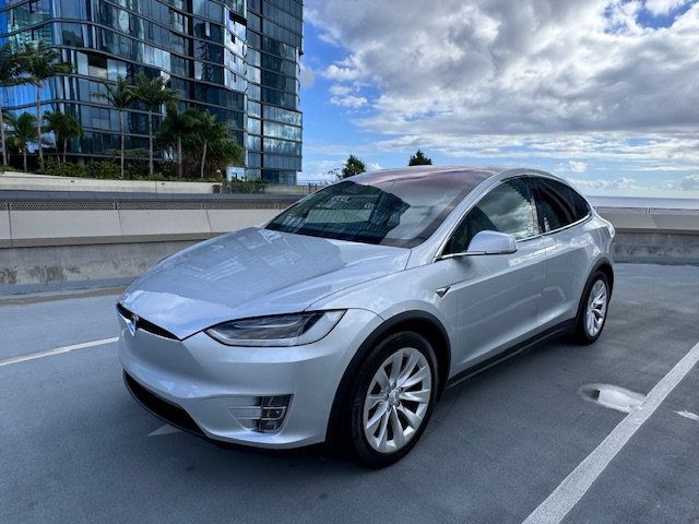 2018 Tesla Model X 75D - 22615410 - 1